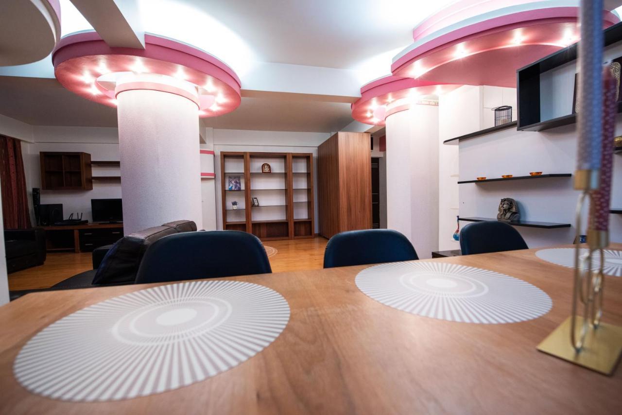 Cozy Apartment In Suceava Esterno foto